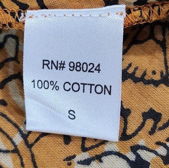 NWT House of Harlow 1960 Mustard Yellow Peasant Top Small - Picture 8 of 9